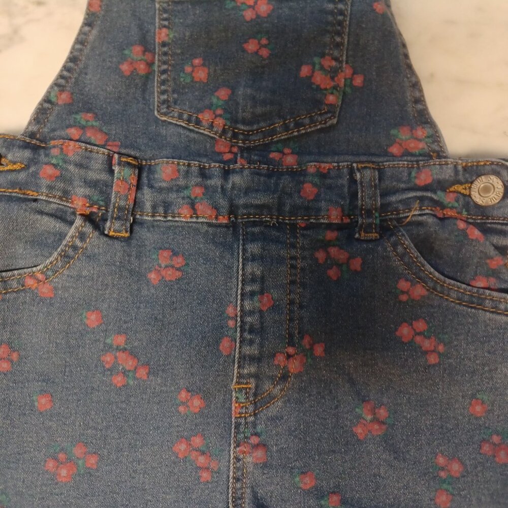 Soho Blue Denim Girl's Overall Cut-off Shorts 6X Blue Pink Flowers - Picture 4 of 4